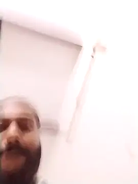 Snapshot of Vish3344 chatting on 10/20/25, 05:13 Vish3344 online show from 10/20/25, 05:13