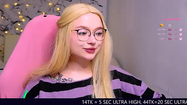 Snapshot of me__hanna chatting on 03/02/25, 10:59 me hanna online show from 03/02/25, 10:59