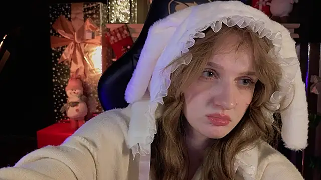 Snapshot of ELLIEJAY chatting on 12/21/24, 02:52 ELLIEJAY online show from 12/21/24, 02:52