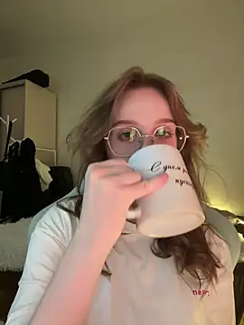 Snapshot of ELLIEJAY chatting on 01/12/25, 02:35 ELLIEJAY online show from 01/12/25, 02:35