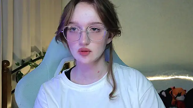 Snapshot of ELLIEJAY chatting on 01/12/25, 11:47 ELLIEJAY online show from 01/12/25, 11:47