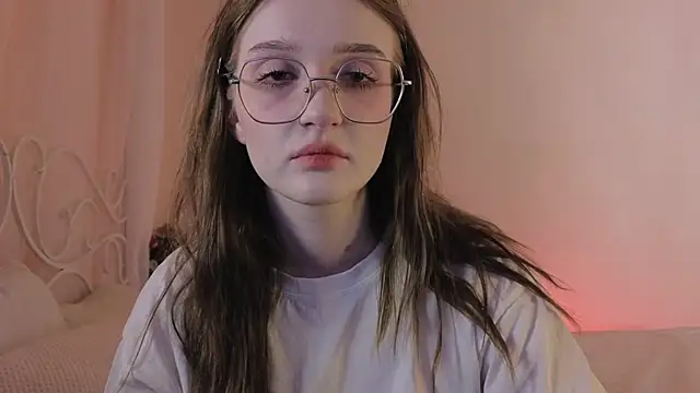 Snapshot of ELLIEJAY chatting on 03/20/25, 08:19 ELLIEJAY online show from 03/20/25, 08:19