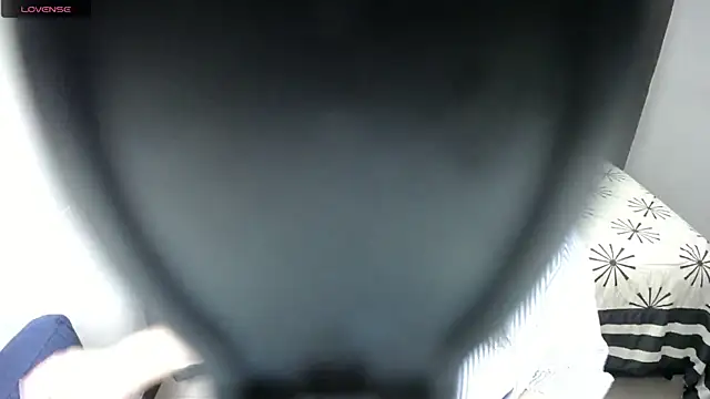 Snapshot of Valentina_St chatting on 02/19/26, 09:22 Valentina St online show from 02/19/26, 09:22