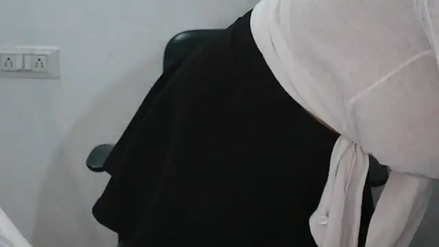 Suzie darling online show from 02/14/25, 01:45