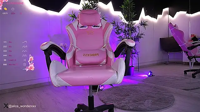 VanessaSimon online show from 12/23/24, 06:00