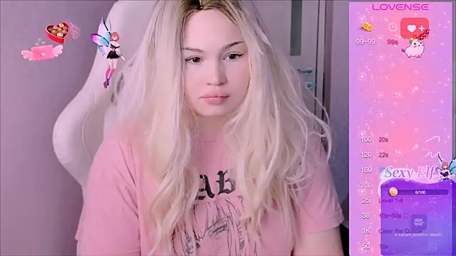 Snapshot of MissClarks chatting on 12/28/24, 01:17 MissClarks online show from 12/28/24, 01:17