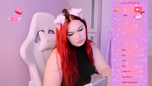 Snapshot of MissClarks chatting on 02/06/25, 11:54 MissClarks online show from 02/06/25, 11:54