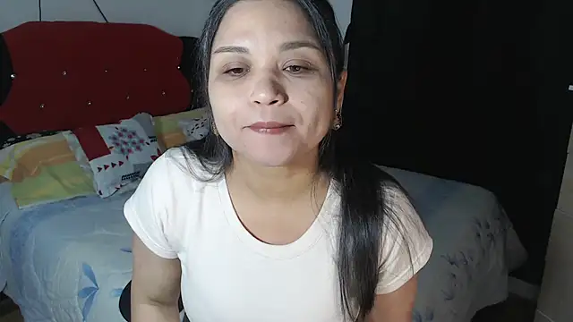 Crystal milkmature online show from 06/12/26, 07:02