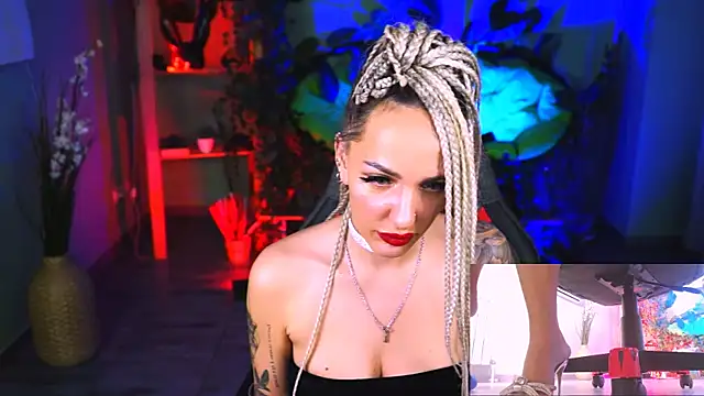 MonicaMaxwel online show from 02/03/25, 08:35