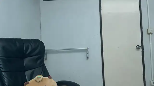SassyJessi online show from 07/17/26, 04:08