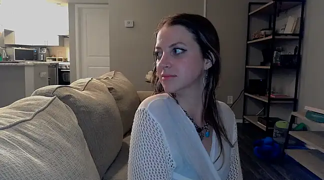molly witha chance online show from 03/08/25, 04:56