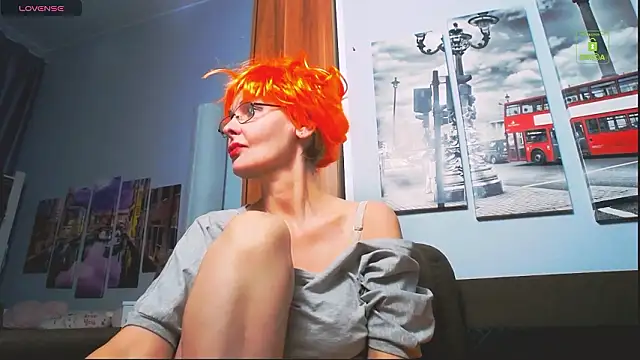 Snapshot of HelgaHimmell chatting on 02/25/26, 03:32 HelgaHimmell online show from 02/25/26, 03:32