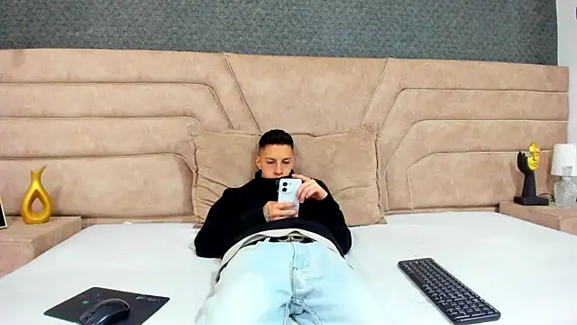thiago19s online show from 06/04/26, 12:22