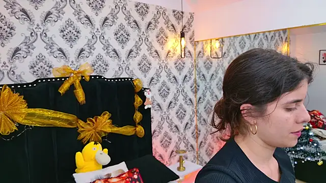 Snapshot of LexaDeRusso chatting on 11/29/25, 07:39 LexaDeRusso online show from 11/29/25, 07:39