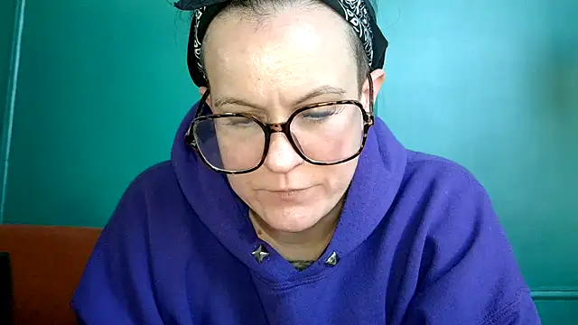 Snapshot of quinnmariexo chatting on 10/21/25, 08:20 quinnmariexo online show from 10/21/25, 08:20