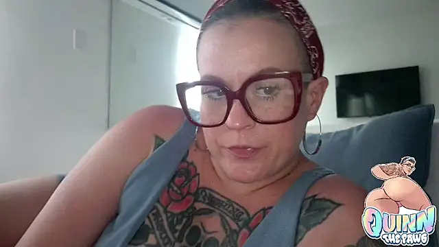 Snapshot of quinnmariexo chatting on 12/04/25, 08:17 quinnmariexo online show from 12/04/25, 08:17