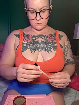 quinnmariexo online show from 06/08/26, 03:45