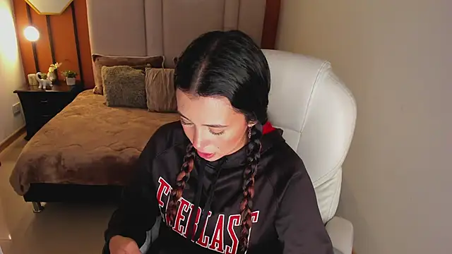 Snapshot of youpinkgirl_ chatting on 09/24/25, 08:12 youpinkgirl online show from 09/24/25, 08:12