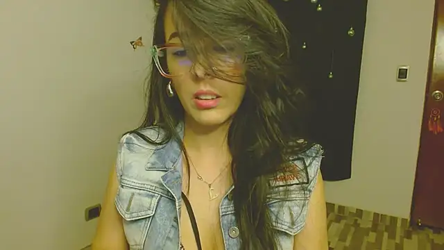 ella peck online show from 11/13/25, 04:11