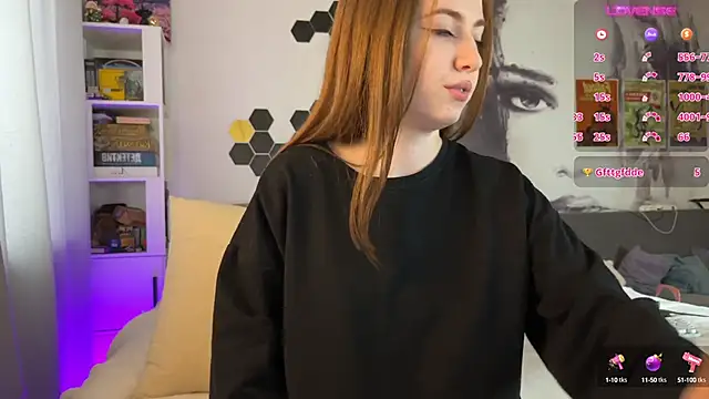 LinaWitch online show from 02/03/25, 08:13