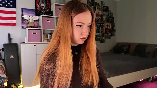 LinaWitch online show from 04/14/26, 01:39