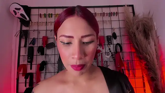 charrlotte quinn online show from 11/07/25, 03:01