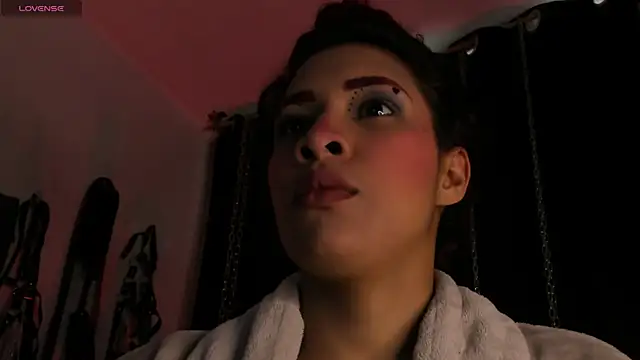charrlotte quinn online show from 05/12/26, 12:35