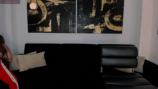 MollySundersX online show from 10/04/25, 03:15