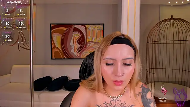 MollySundersX online show from 07/21/26, 08:11
