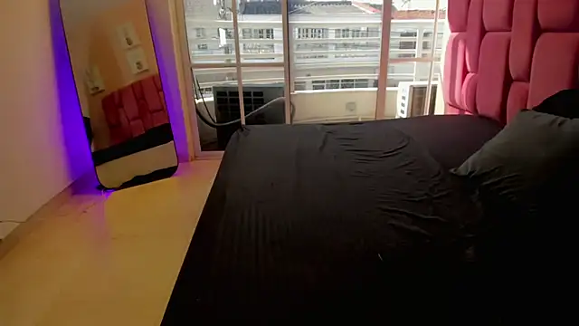 JEANNA DREAMS online show from 06/24/26, 01:43