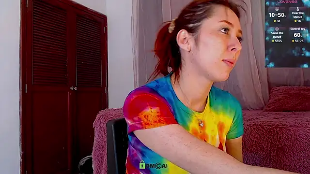 Snapshot of lanaturner_ chatting on 10/14/25, 06:14 lanaturner online show from 10/14/25, 06:14