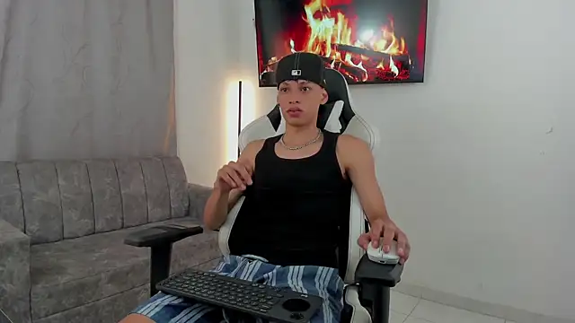 andy bigcock01 online show from 12/28/24, 03:58
