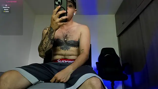 male pussy online show from 04/26/26, 05:21