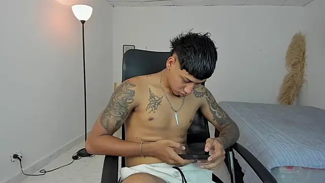 slim master12 online show from 03/17/26, 09:07