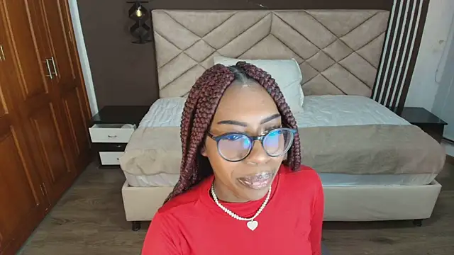Raquel jones online show from 01/12/25, 11:50