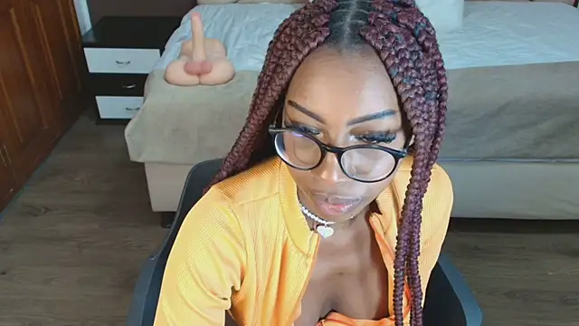 Raquel jones online show from 01/20/25, 02:25