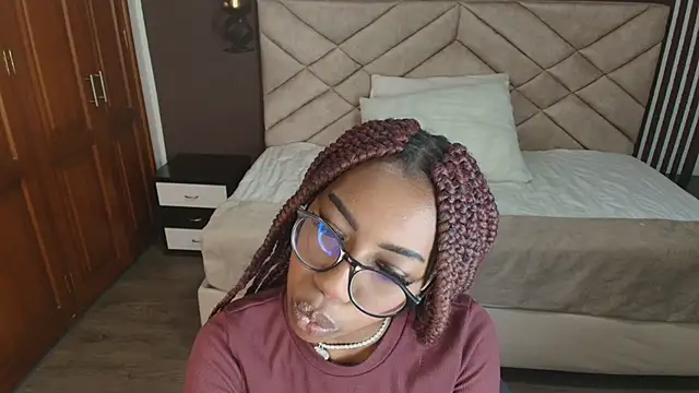 Raquel jones online show from 01/23/25, 11:37