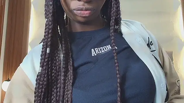 Raquel jones online show from 07/27/26, 11:39