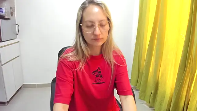 Adele johnsonn1 online show from 12/02/24, 03:36
