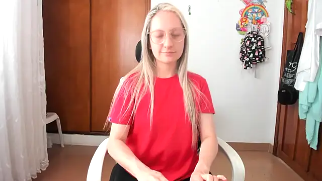 Snapshot of Adele_johnsonn1 chatting on 11/03/25, 03:35 Adele johnsonn1 online show from 11/03/25, 03:35