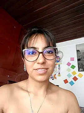 Isabellaa22 1 online show from 12/05/24, 07:28