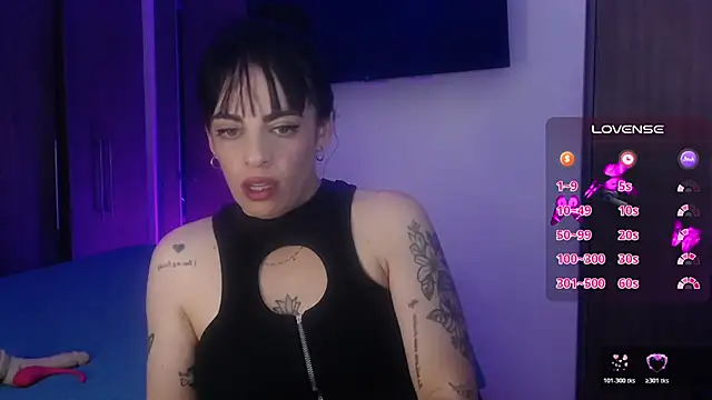 violett honney online show from 07/24/26, 04:21