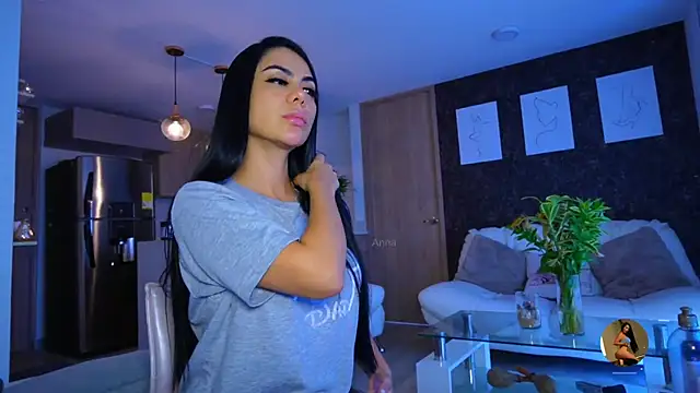 AnnaTaylor1 online show from 03/22/25, 08:59