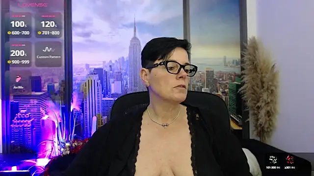 ninarandmann online show from 12/19/24, 03:52