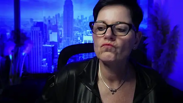 Snapshot of ninarandmann chatting on 11/23/25, 06:41 ninarandmann online show from 11/23/25, 06:41