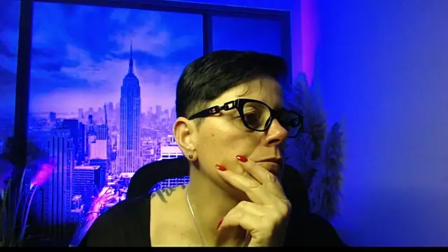 Snapshot of ninarandmann chatting on 11/25/25, 06:52 ninarandmann online show from 11/25/25, 06:52