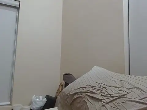 Snapshot of robintoit chatting on 12/03/25, 06:43 robintoit online show from 12/03/25, 06:43