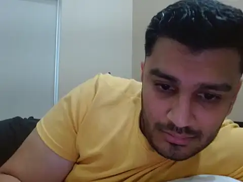 Snapshot of robintoit chatting on 03/10/26, 04:50 robintoit online show from 03/10/26, 04:50