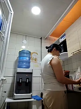 Snapshot of Natasha_milf__ chatting on 11/01/25, 12:40 Natasha milf online show from 11/01/25, 12:40