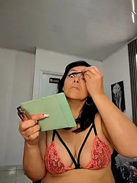 Snapshot of Natasha_milf__ chatting on 11/03/25, 02:18 Natasha milf online show from 11/03/25, 02:18